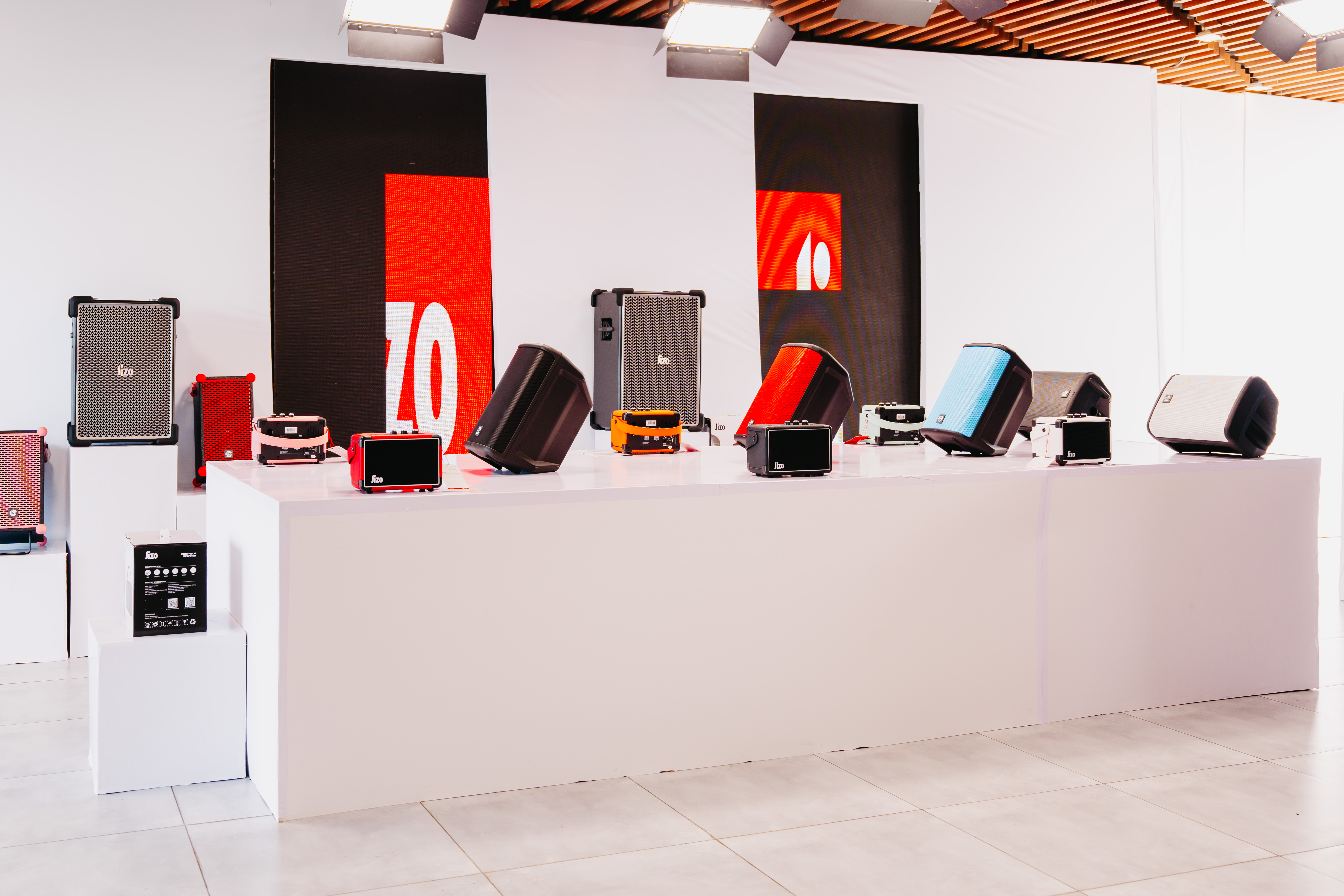 Environmental Branding Stage